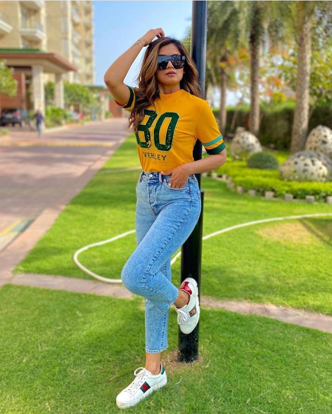 80 VEHLE Boyfriend Fit Tees for Girls