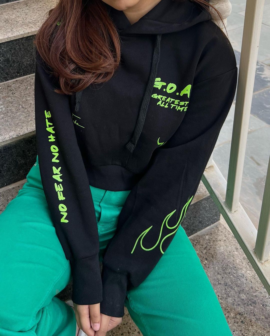 G.O.A.T SWEATSHIRT NEON GREEN